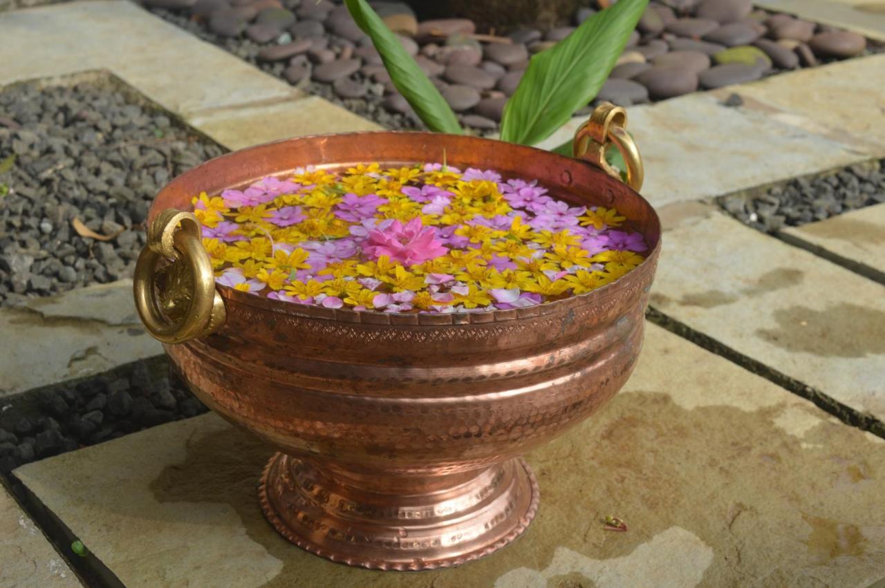Andharban Homestay Pune Exteriör bild